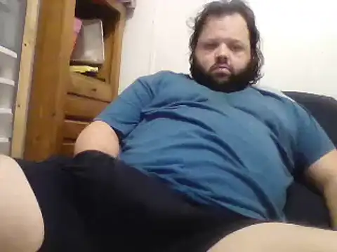 Snapshot of Strongbutgentle36 chatting on February 6, 4:31 am Strongbutgentle36 online show from February 6, 4:31 am