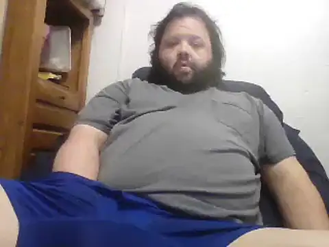 Snapshot of Strongbutgentle36 chatting on February 15, 2:58 am Strongbutgentle36 online show from February 15, 2:58 am