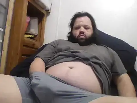 Snapshot of Strongbutgentle36 chatting on February 21, 10:28 am Strongbutgentle36 online show from February 21, 10:28 am