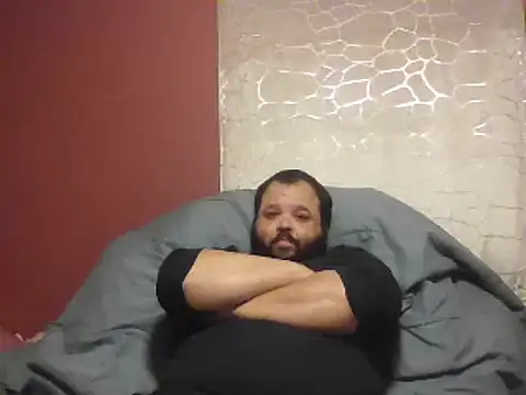 Snapshot of Strongbutgentle36 chatting on September 30, 8:19 am Strongbutgentle36 online show from September 30, 8:19 am