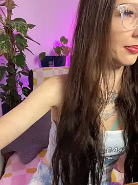 Trixie-Tainted online show from January 20, 2:57 pm