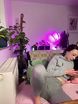 Trixie-Tainted online show from February 17, 11:13 am