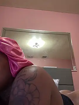 Creamesensation online show from February 3, 10:25 am