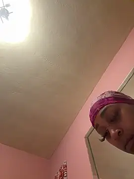 Creamesensation online show from February 23, 9:05 pm