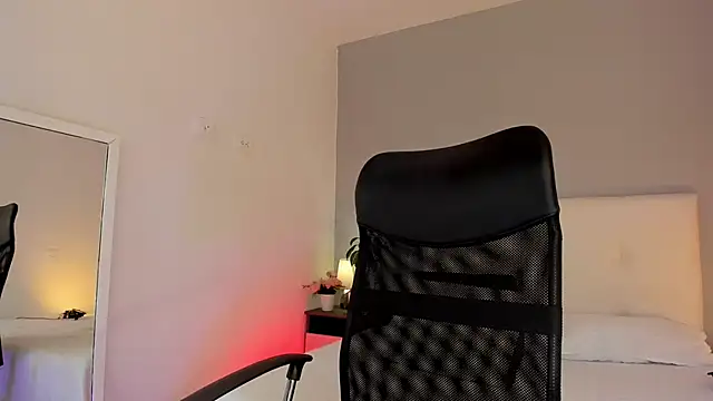 NataliaBuiles online show from October 14, 5:14 pm