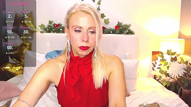 Luci evans online show from March 7, 4:35 am