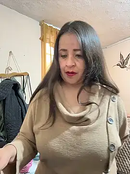 latinfemale online show from January 11, 9:31 pm