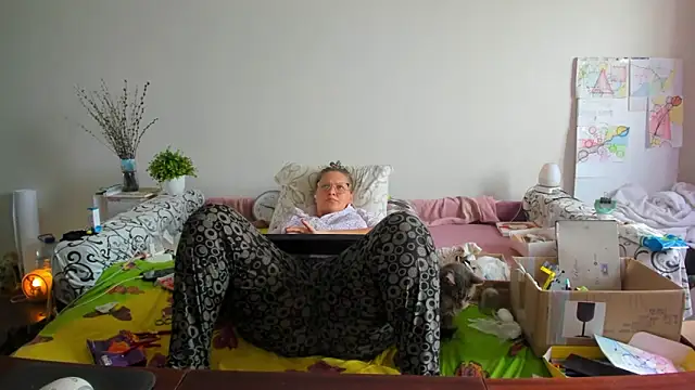 Snapshot of IamYourNarcotic chatting on October 24, 7:27 am IamYourNarcotic online show from October 24, 7:27 am