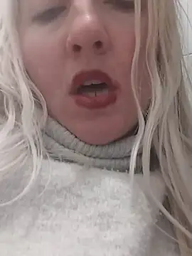 Mllesha74000 online show from February 13, 3:46 pm