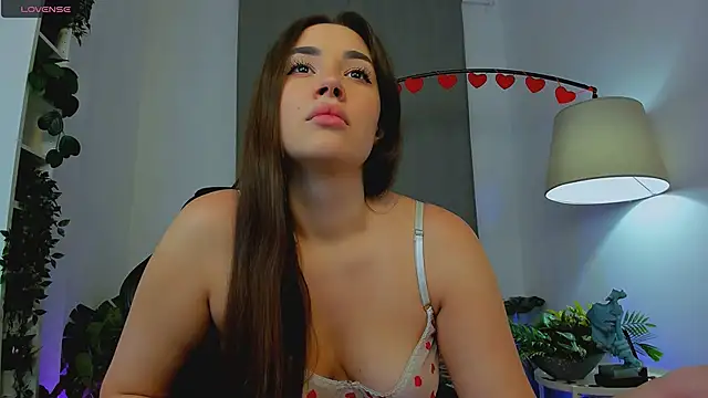 Snapshot of _Eva_Rose_ chatting on February 12, 1:37 pm Eva Rose online show from February 12, 1:37 pm