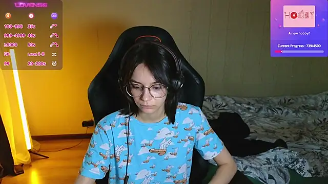 Snapshot of alyssa_sweet chatting on January 30, 10:08 am alyssa sweet online show from January 30, 10:08 am