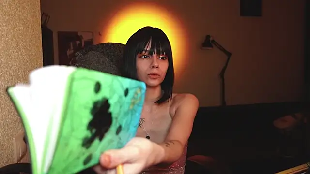 Snapshot of alyssa_sweet chatting on March 13, 8:37 am alyssa sweet online show from March 13, 8:37 am