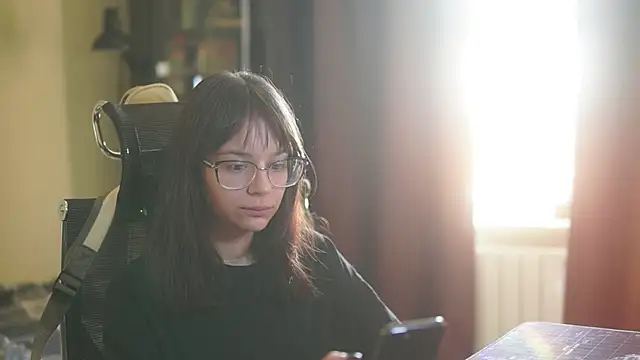 Snapshot of alyssa_sweet chatting on September 25, 4:27 am alyssa sweet online show from September 25, 4:27 am