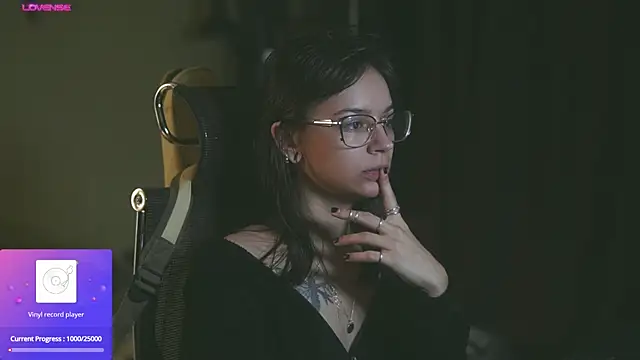 Snapshot of alyssa_sweet chatting on September 26, 5:11 am alyssa sweet online show from September 26, 5:11 am