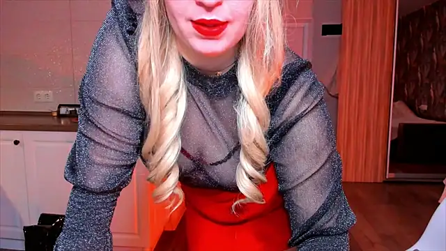 HotTiffani online show from February 12, 5:46 am