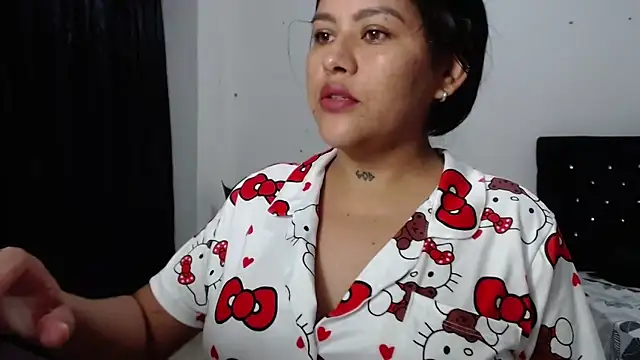 Snapshot of venuz_mendoza20 chatting on October 19, 12:50 pm venuz mendoza20 online show from October 19, 12:50 pm