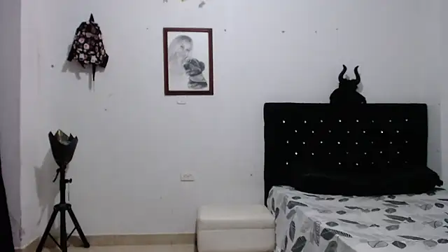 Snapshot of venuz_mendoza20 chatting on October 30, 1:34 pm venuz mendoza20 online show from October 30, 1:34 pm