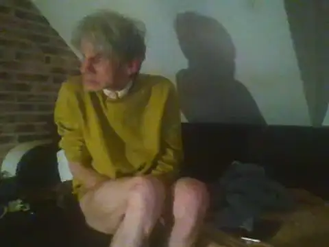 Snapshot of InMeinenMund chatting on December 14, 8:40 pm InMeinenMund online show from December 14, 8:40 pm