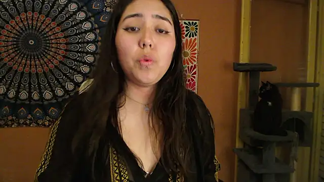 IntimateTales online show from December 2, 8:55 pm