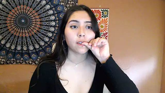 IntimateTales online show from February 19, 5:06 pm