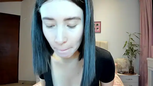 Snapshot of macarena_vallejo chatting on September 16, 2:56 am macarena vallejo online show from September 16, 2:56 am