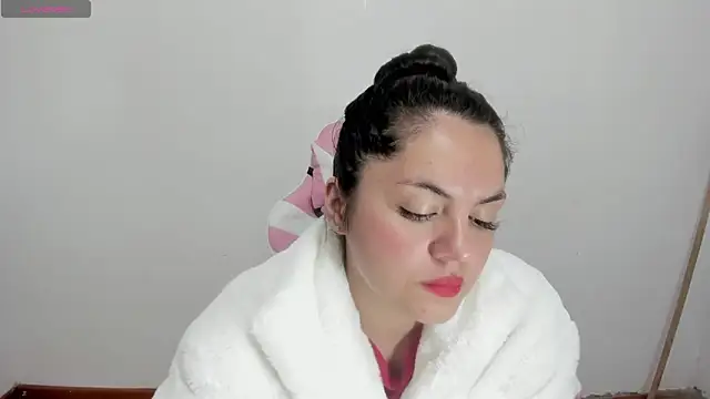 Anal Milky Momma online show from January 16, 10:44 pm