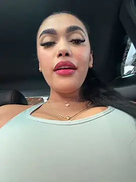 emma andrew1 online show from April 21, 6:23 pm