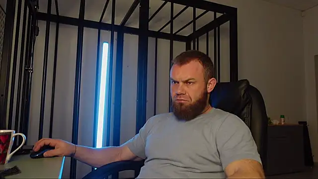 Snapshot of Tommy_Burnz chatting on January 19, 2:47 am Tommy Burnz online show from January 19, 2:47 am