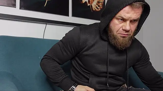 Snapshot of Tommy_Burnz chatting on March 7, 2:46 am Tommy Burnz online show from March 7, 2:46 am