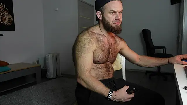 Snapshot of Tommy_Burnz chatting on November 23, 4:45 am Tommy Burnz online show from November 23, 4:45 am