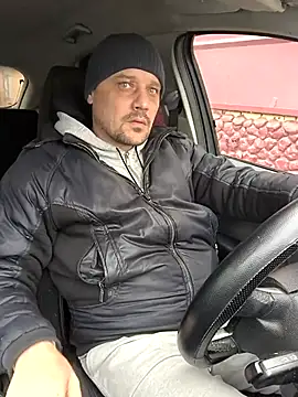 DanielOhCool online show from February 28, 11:25 am