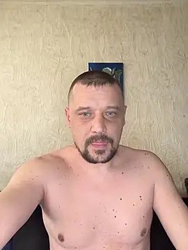 DanielOhCool online show from March 19, 1:18 pm