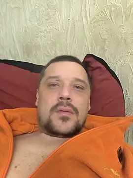 DanielOhCool online show from September 14, 7:57 pm