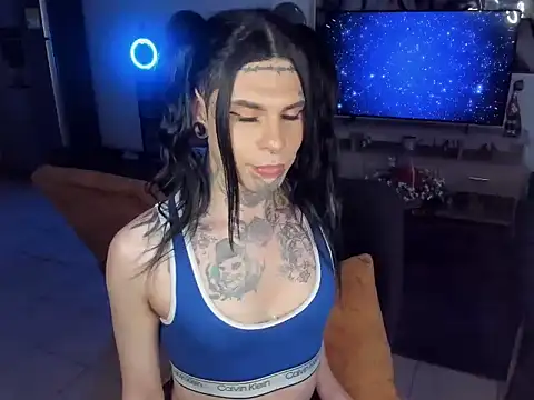 herreraisa official online show from March 5, 11:01 pm