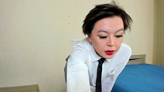 Snapshot of pika_pika1 chatting on January 11, 1:37 am pika pika1 online show from January 11, 1:37 am