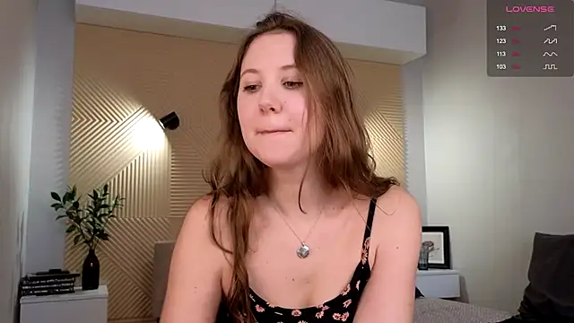 Snapshot of Elizavetta_Miller chatting on November 21, 9:41 am Elizavetta Miller online show from November 21, 9:41 am
