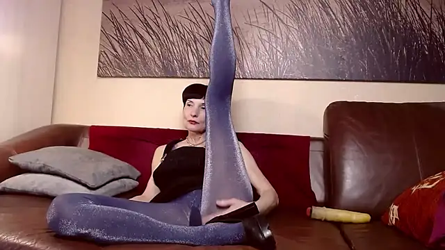 ElizabethLong online show from March 16, 2:33 pm