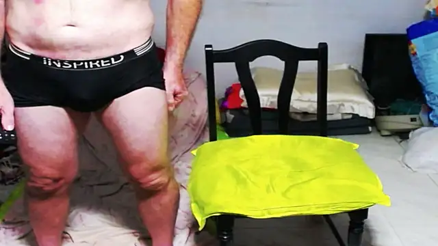 Snapshot of 1CuteAndSexy69 chatting on February 16, 2:42 am 1CuteAndSexy69 online show from February 16, 2:42 am