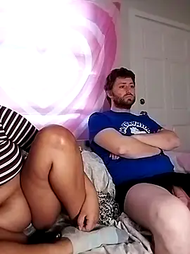 Snapshot of TasteeKitty chatting on February 28, 10:39 pm TasteeKitty online show from February 28, 10:39 pm