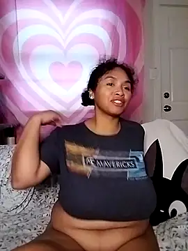 Snapshot of TasteeKitty chatting on October 27, 4:22 pm TasteeKitty online show from October 27, 4:22 pm