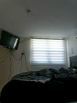 tropikboy online show from March 11, 8:20 pm