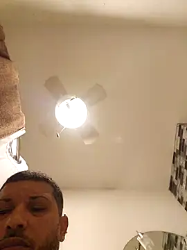 tropikboy online show from November 4, 9:52 am