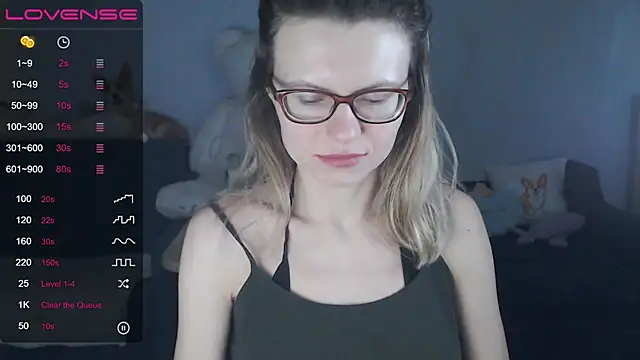 night is dark online show from March 4, 11:43 pm