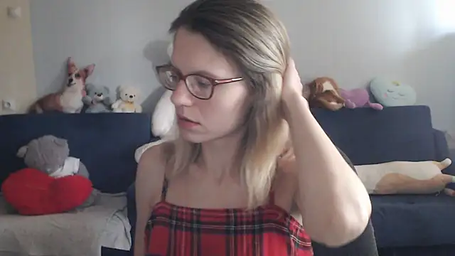 night is dark online show from September 12, 2:06 pm