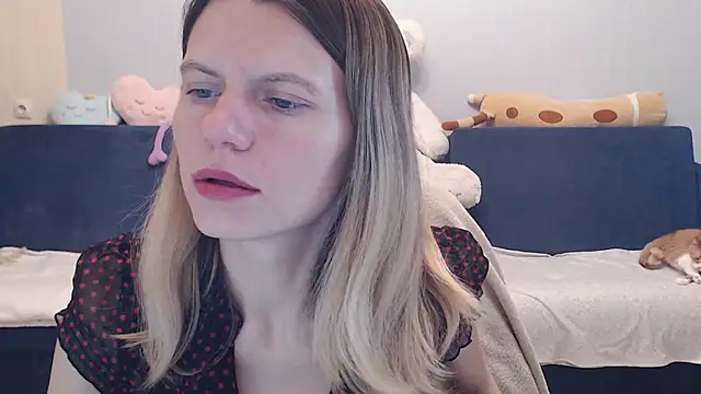 night is dark online show from November 30, 6:23 pm