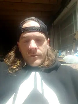 Snapshot of FUNINWV9 chatting on January 18, 11:25 am FUNINWV9 online show from January 18, 11:25 am