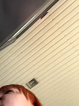 Snapshot of Model9798 chatting on October 25, 8:55 am Model9798 online show from October 25, 8:55 am