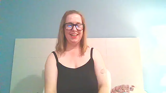 SweetandNaughty1 online show from December 5, 3:15 am