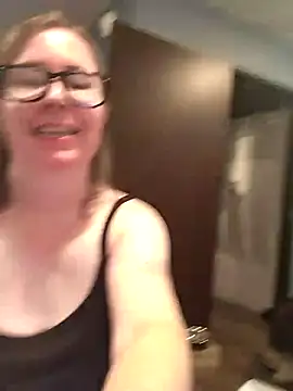 SweetandNaughty1 online show from September 17, 8:21 pm