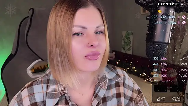 Your Sweet Lilu online show from December 20, 3:10 pm